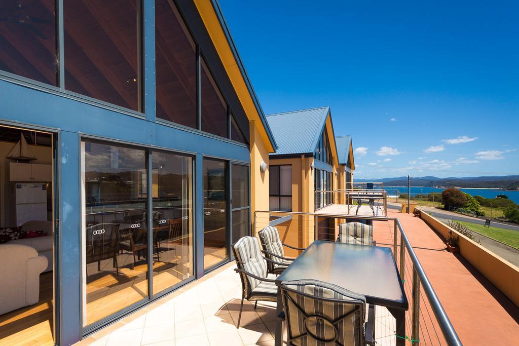 Snug Cove Villas Eden Exterior photo