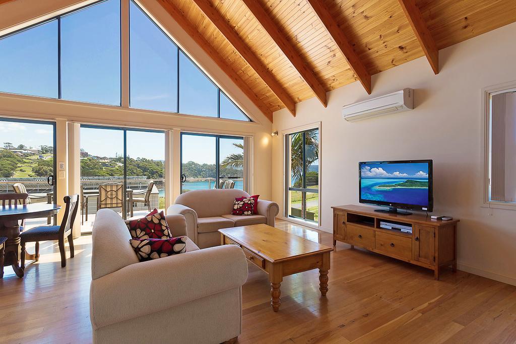 Snug Cove Villas Eden Room photo